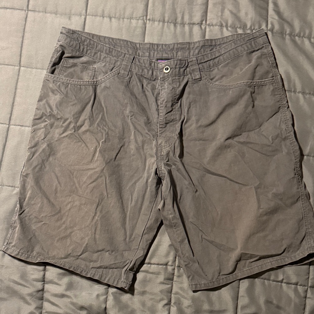 Patagonia Men's Charcoal Flat Front Shorts